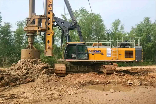 旋挖鉆機(jī)與沖擊鉆成孔工效對(duì)比.jpg